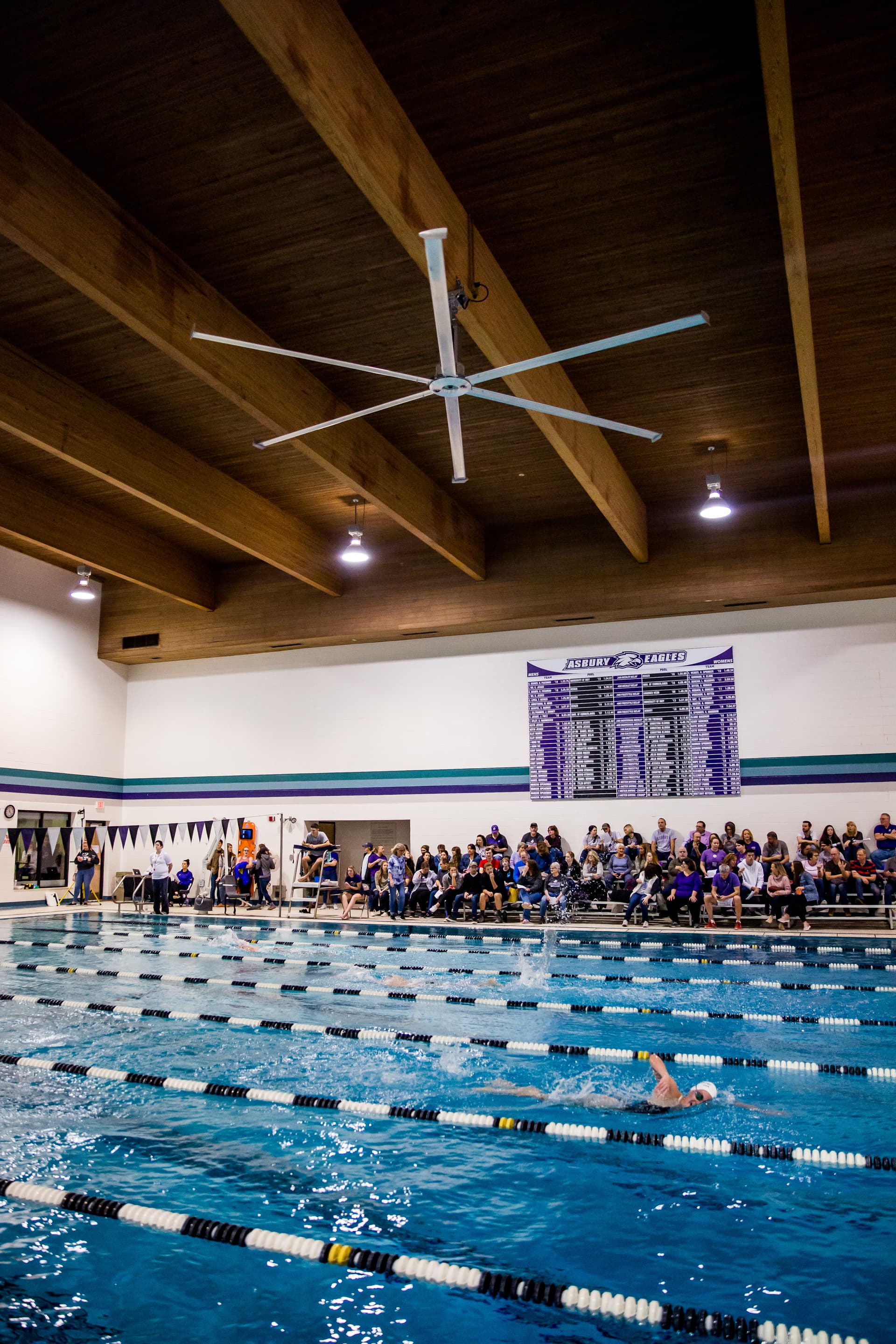 Powerfoil D - Asbury kuntosali asennus